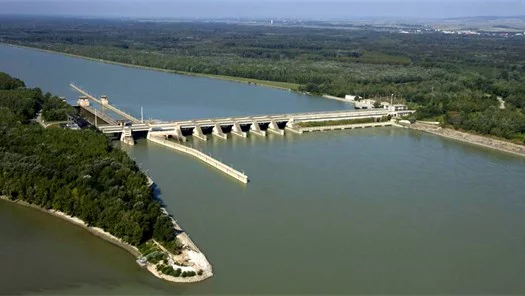 Luftbild vom VERBUND-Kraftwerk Greifenstein an der Donau